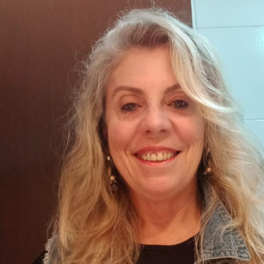 Cláudia Queiroz